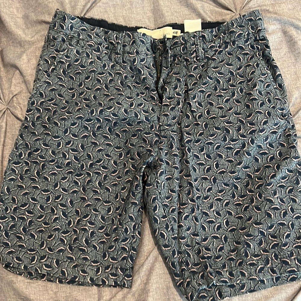 H&M Khaki Print Shorts